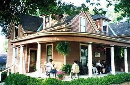 The Corner House Bed & Breakfast Nicholasville Exterior foto